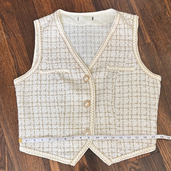 Cream and Gold Tweed Vest - Picture 4 of 6